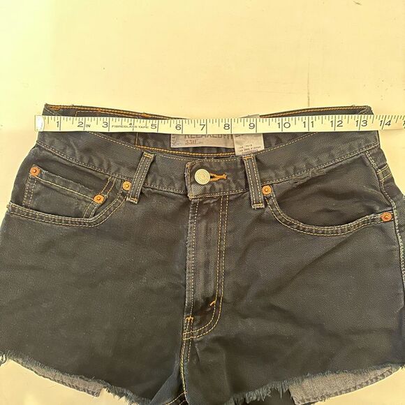 Women’s Recycled Levi’s Relaxed Fit 550 Denim Shorts, Sz 29 - Picture 3 of 8